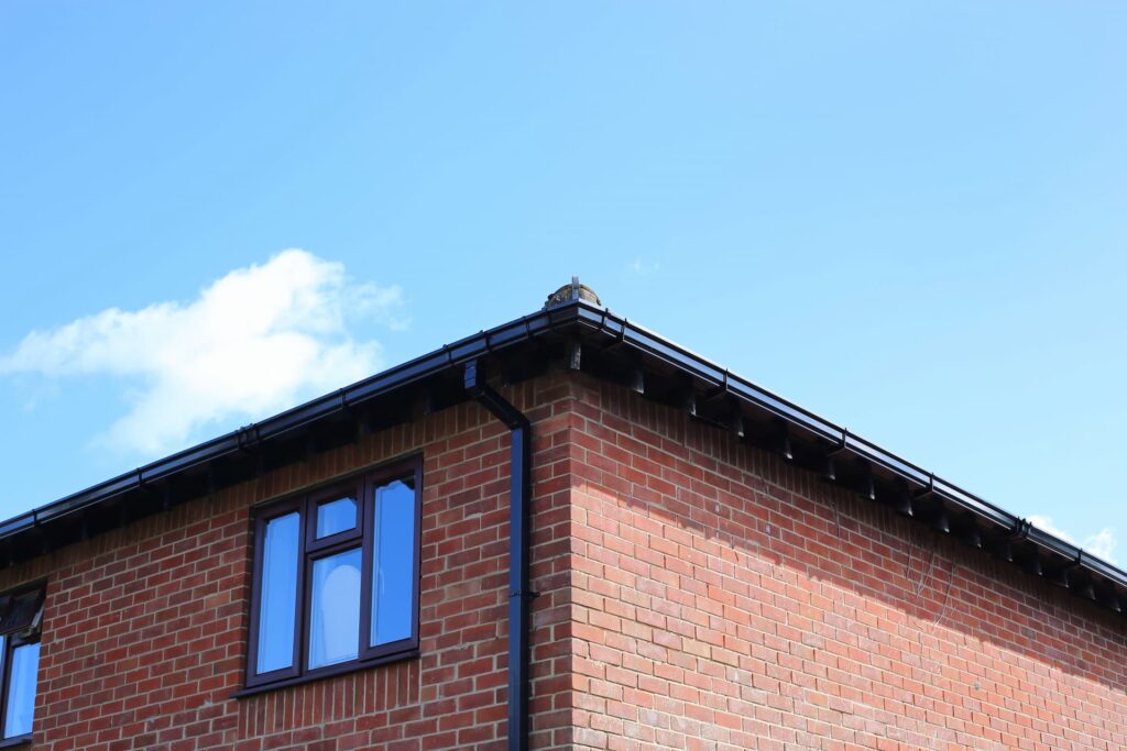 Local gutter cleaning company Basingstoke